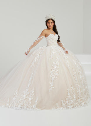 House of Wu Style 26070 - Ivory/Champagne