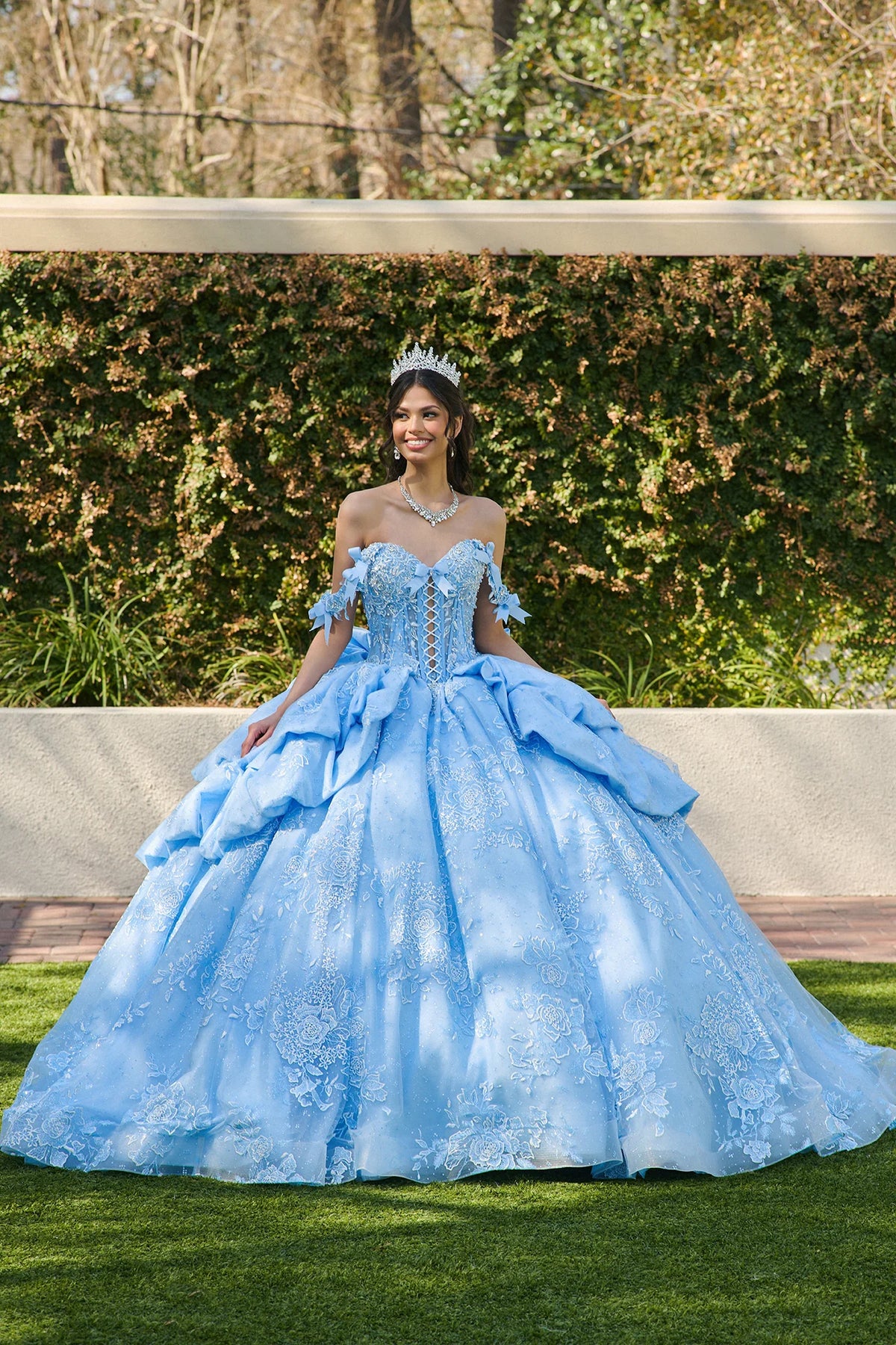 AmaBella Style Q1121 - Light Blue