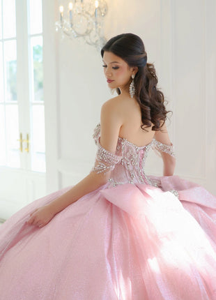 AmaBella Style Q1062