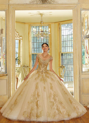 34064 Morilee Valentina by Madeline Gardner