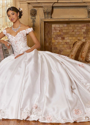 60153  Morilee Valencia by Madeline Gardner
