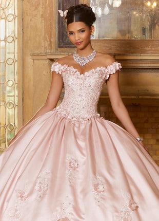 60153  Morilee Valencia by Madeline Gardner