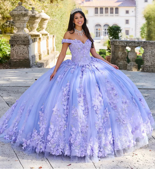 Princesa by Ariana Vara