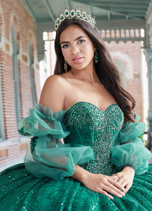 House of Wu Style 26054 - Emerald Green