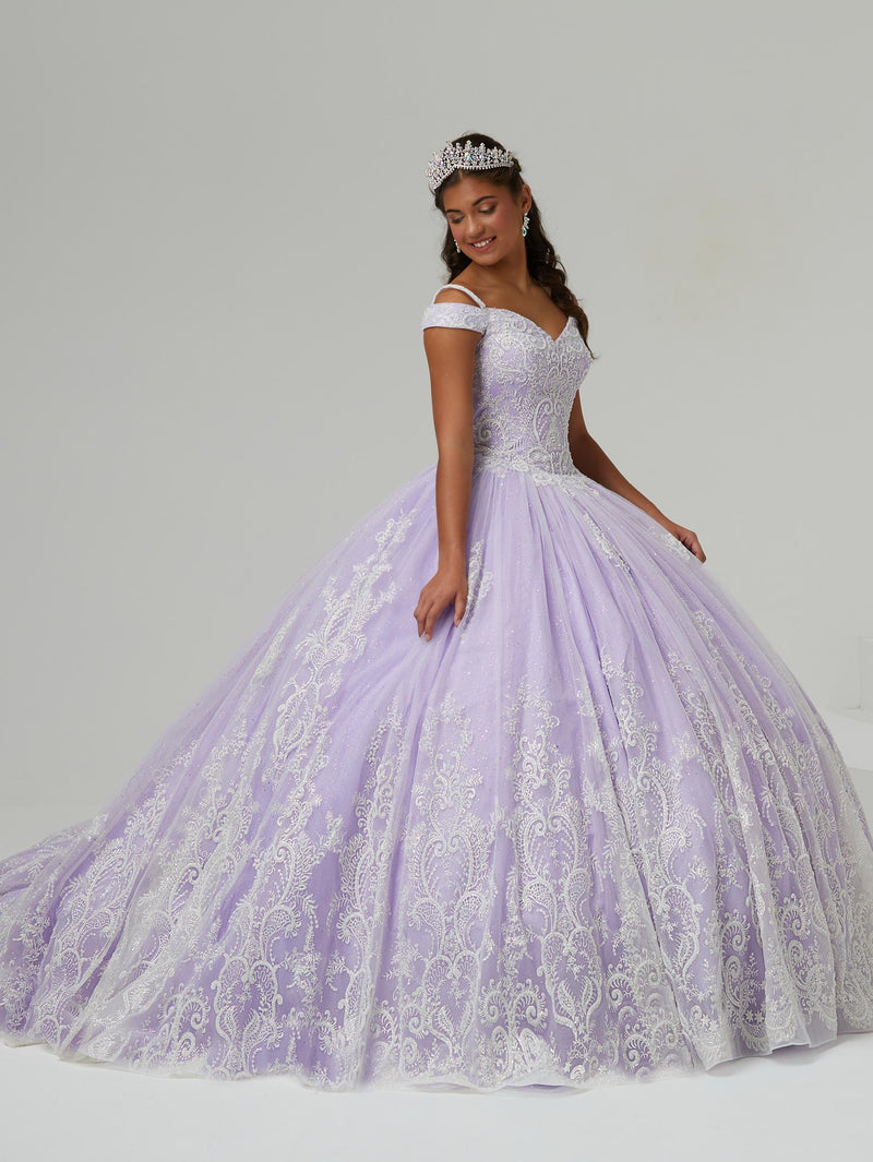 House of Wu Style 26980 - Ivory/Lilac