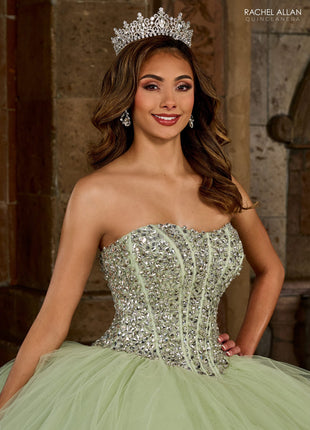 RQ1130 Carmina by Rachel Allan