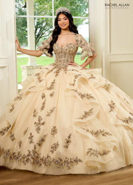 RQ1138 Carmina by Rachel Allan