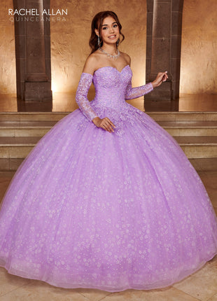 RQ1116 Carmina by Rachel Allan