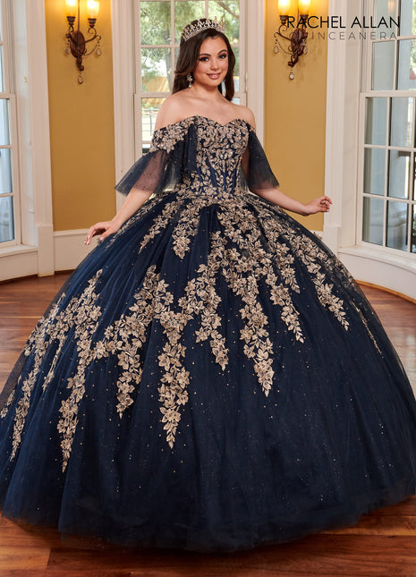 RQ1115 Carmina by Rachel Allan