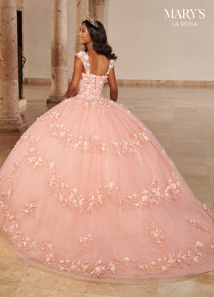 MQ2145 La Reina by Rachel Allan