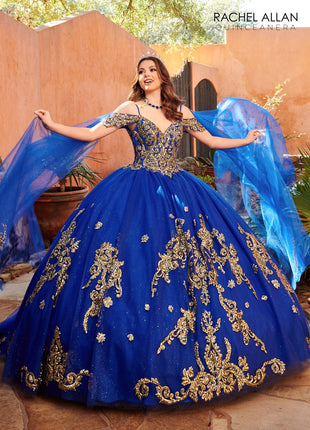 RQ2164 La Reina by Rachel Allan