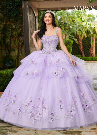MQ2124 La Reina by Rachel Allan