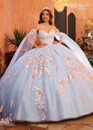 RQ2161 La Reina by Rachel Allan