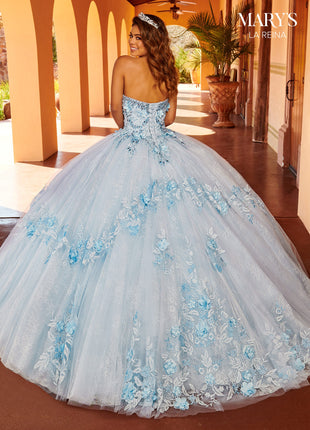 MQ2157 La Reina by Rachel Allan