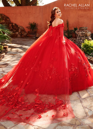 RQ2160 La Reina by Rachel Allan