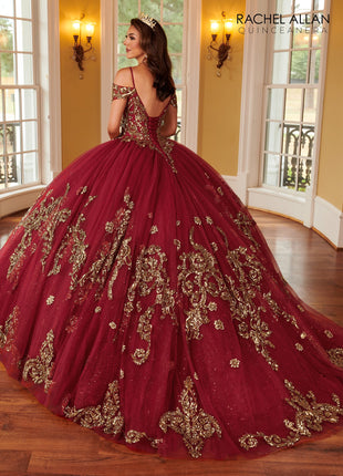 RQ2164 La Reina by Rachel Allan