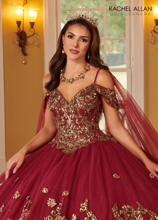 RQ2164 La Reina by Rachel Allan