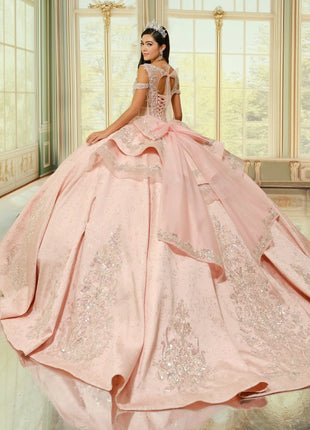 Regal brocade quinceañera dress w/ lace appliqué