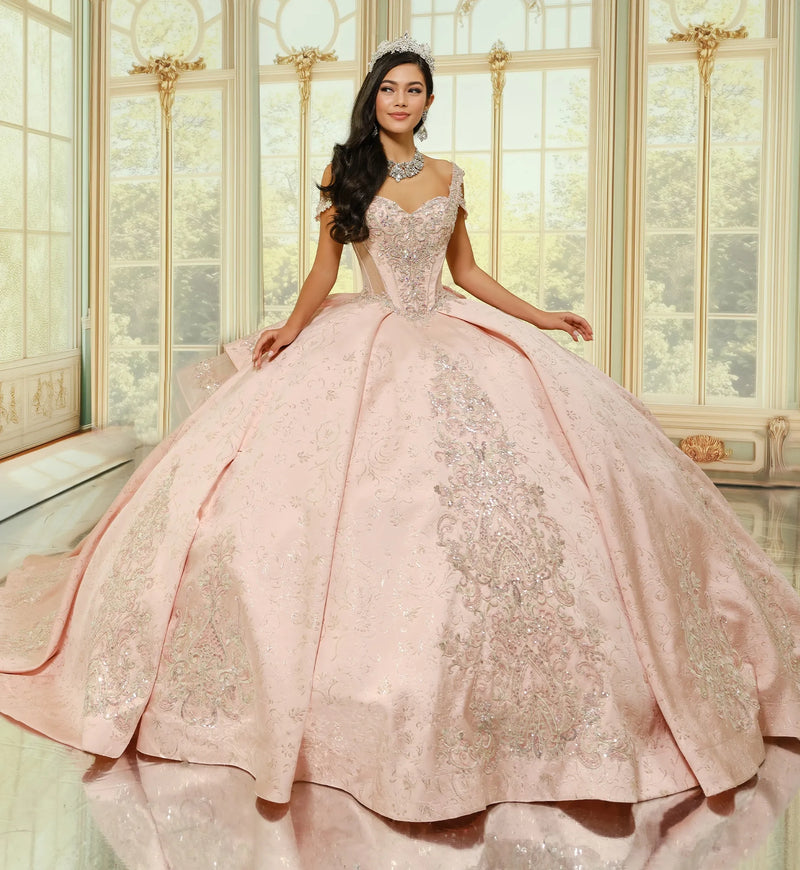 Regal brocade quinceañera dress w/ lace appliqué
