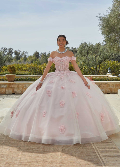 60185  Morilee Valencia by Madeline Gardner