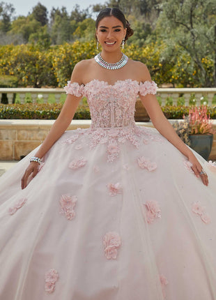 60185  Morilee Valencia by Madeline Gardner