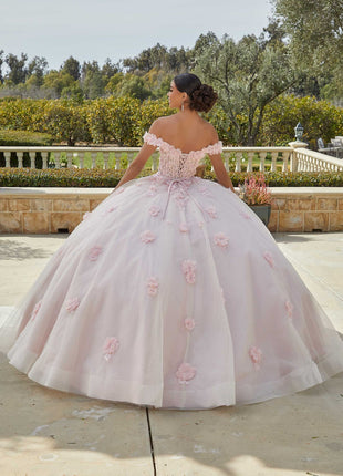 60185  Morilee Valencia by Madeline Gardner