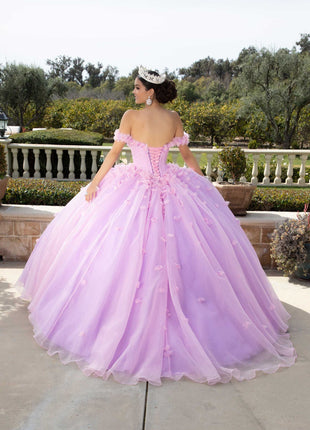 60186 Morilee Valencia by Madeline Gardner